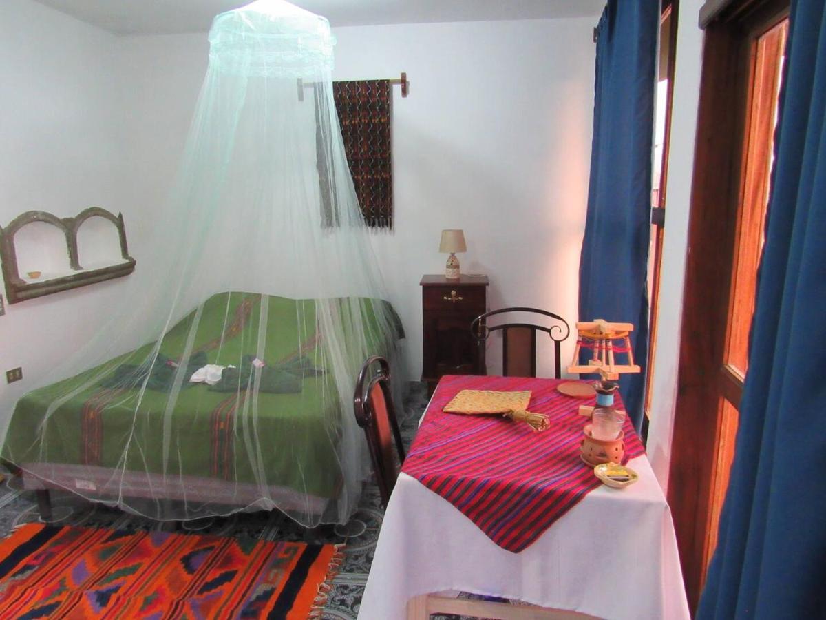 Posada Del Viajero - Mayan Travelers Inn Santa Cruz La Laguna Eksteriør bilde